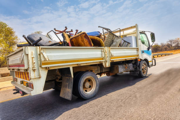 Best Attic Cleanout Services  in Laupahoehoe, HI